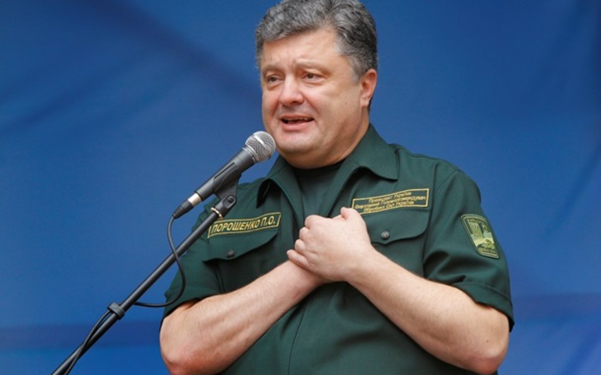 Порошенко: На востоке Украины погибли более 1200 военных и добровольцев