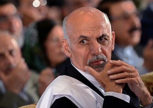 Экс-президент Афганистана бежал в ОАЭ