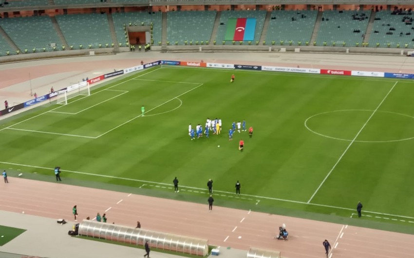 Azərbaycan - Qətər matçında futbolçular arasında insident baş verib