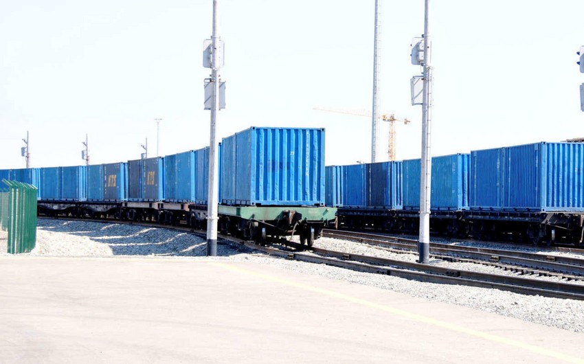 First container train from Uzbekistan arrives at Alat port