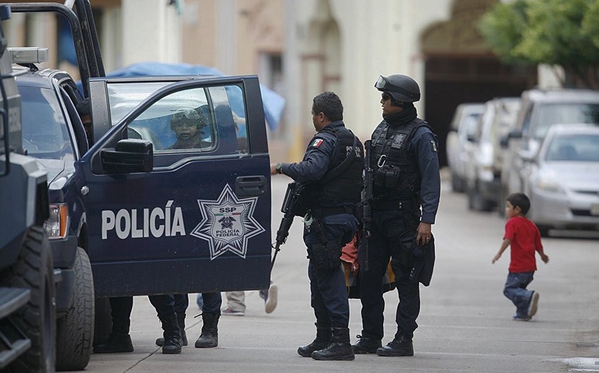 В Мексике задержали полицейских по подозрению в участии в громком убийстве