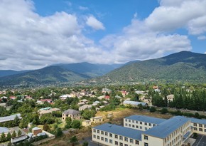 Balakəndə qəzalı vəziyyətdə olan məktəb üçün yeni bina tikilir