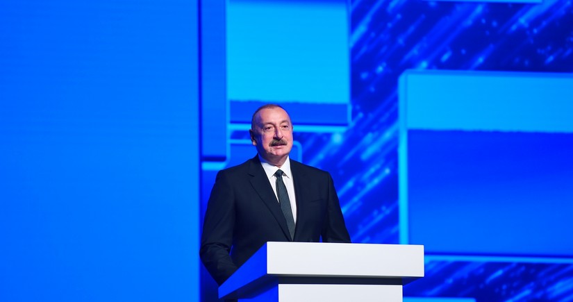 Prezident: Azərbaycan etibarlı təchizatçı olaraq beynəlxalq bazarlara enerji nəql edir