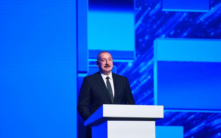 Президент: Азербайджан, являясь надежным поставщиком, транспортирует энергоносители на международные рынки