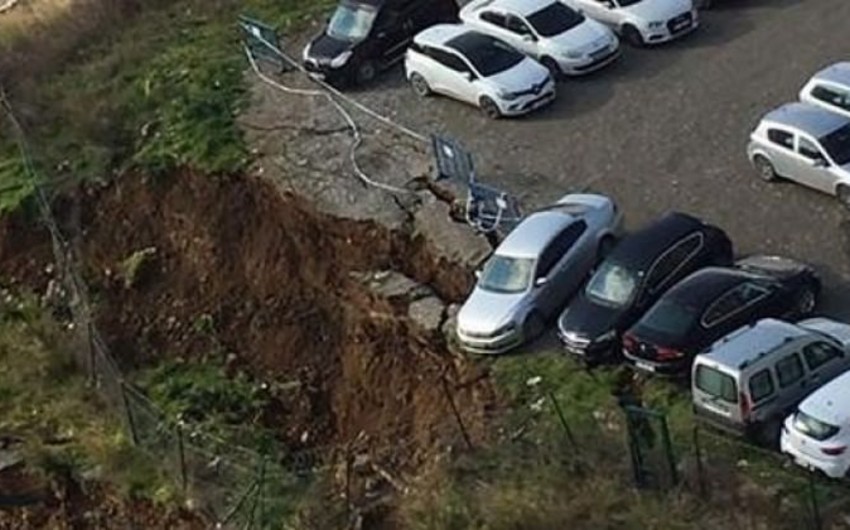 Landslide occured in Ataşehir, Istanbul