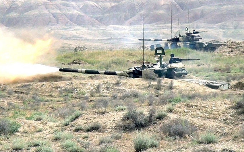 Проводятся интенсивные занятия по боевой подготовке танковых подразделений