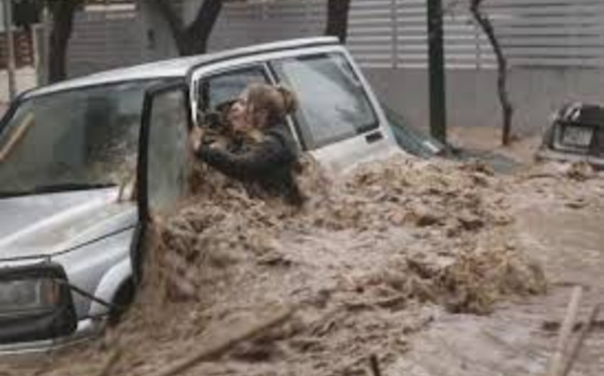 Сильные наводнения в Греции и Албании