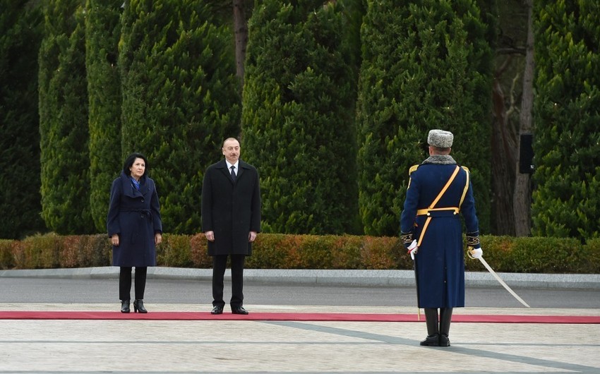 Gürcüstanın Prezidenti Salome Zurabişvilinin rəsmi qarşılanma mərasimi keçirilib