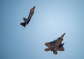 US F-22 stealth warplanes arrive in Middle East