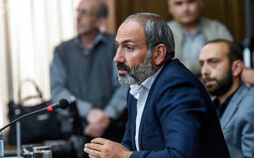 В Армении оппозиционные блогеры обвинили Пашиняна в нападении на них