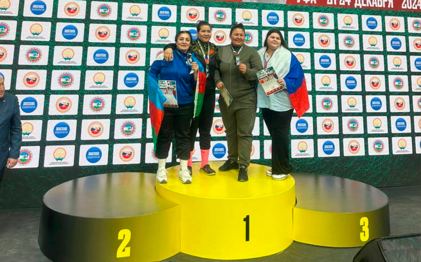 Azərbaycan təmsilçisi kəmər güləşi üzrə dünya çempionatında gümüş medal qazanıb