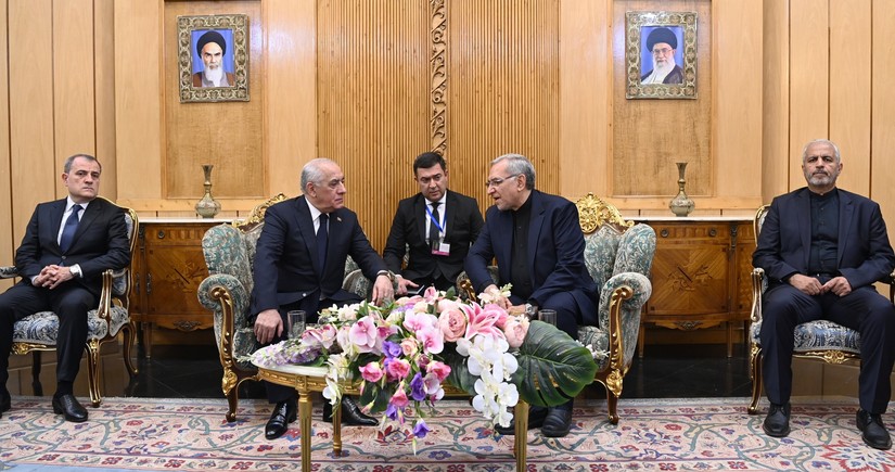 Azerbaijani delegation led by Prime Minister Asadov attends memorial ceremony in Iran