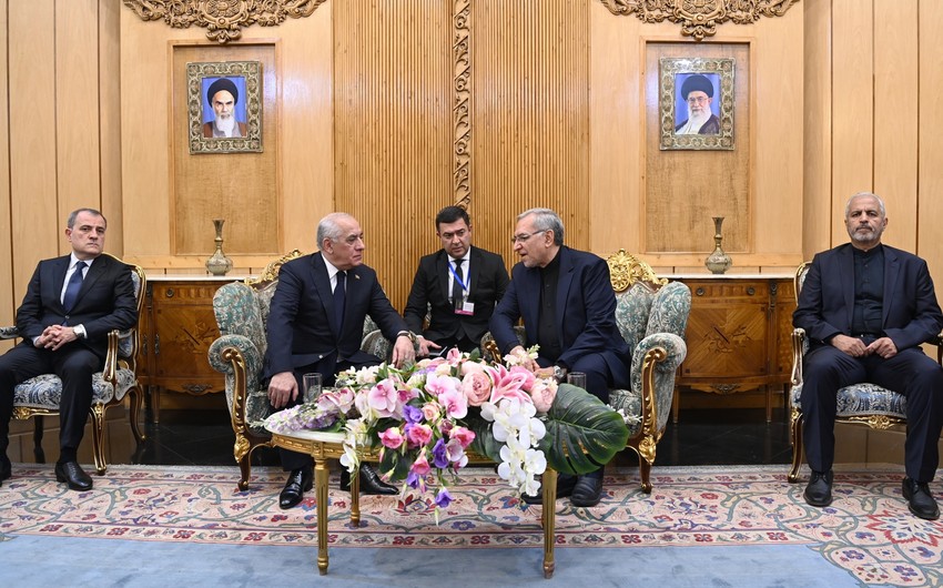Азербайджанская делегация приняла участие в церемонии прощания с Раиси в Тегеране