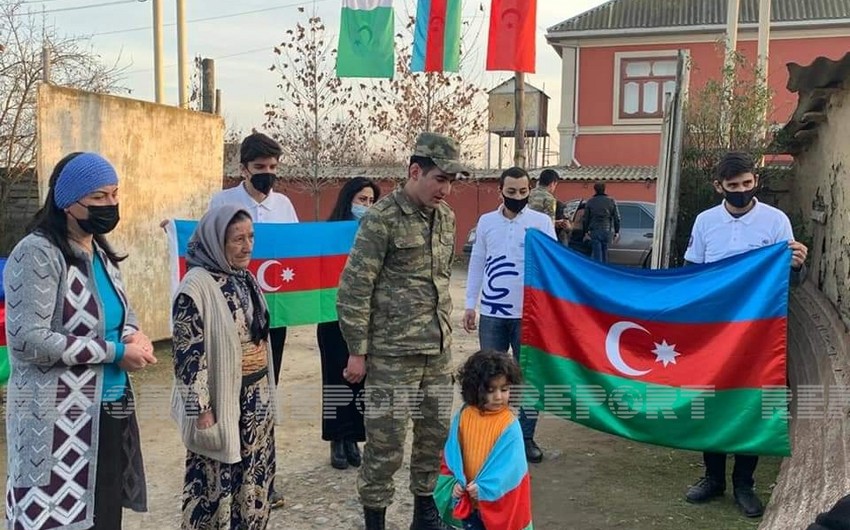 Vətən Müharibəsi iştirakçısı olan qardaşlar Biləsuvarda coşqu ilə qarşılandı