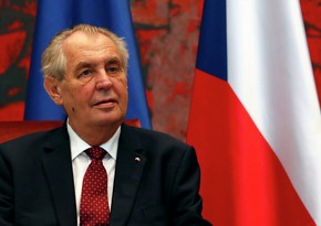 Czech lawmakers may strip hospitalized president of powers 