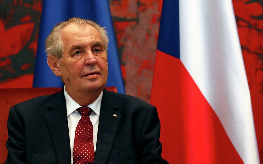 В сенате Чехии обсудят лишение Земана полномочий президента