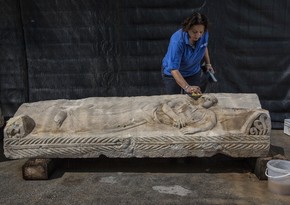 ​Israeli Builders damaged sarcophagus of II century BC, while hiding it