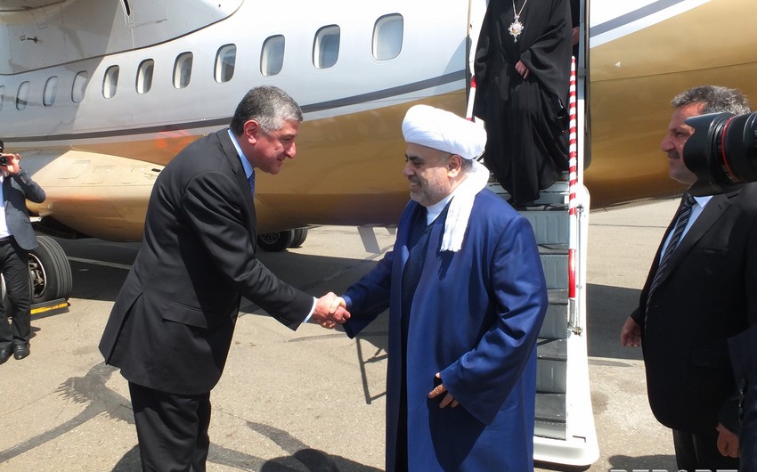 Sheikh-ul-islam Allahshukur Pashazade leaves for Georgia