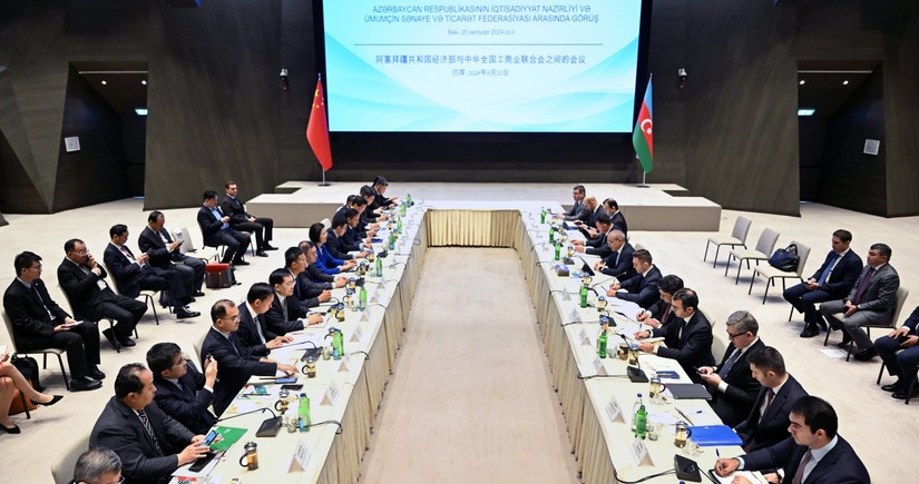 Azerbaijan, China explore joint initiatives in green energy transition