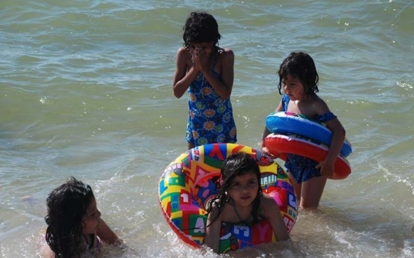 Внесена ясность в связи с информацией о распространении опасного для детей вируса на бакинских пляжах