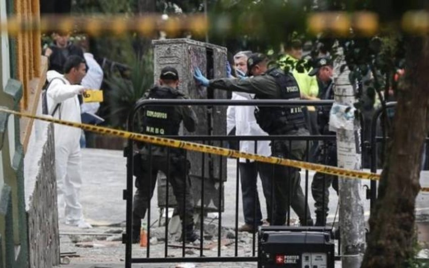 Kolumbiyanın polis idarəsində partlayış olub, onlarla insan yaralanıb