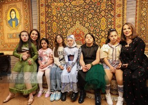В Баку состоялся показ мод с участием детей с синдромом Дауна