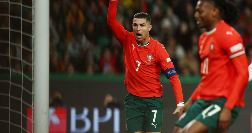 Ronaldu millidə ardıcıl 22 il qol vuran yeganə oyunçu kimi tarixə düşüb