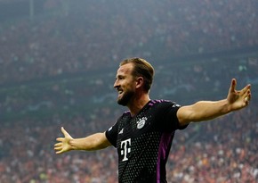 Harry Kane named FC Bayern Player of the Month for October 2023