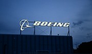 Boeing set to raise $19 billion through share offerings