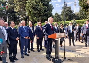 Зампред AKP: Армении следует отказаться от идеи просить помощи у других стран