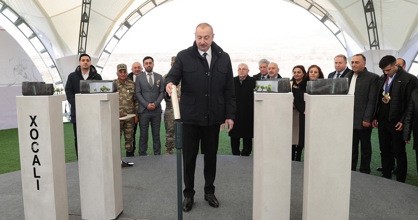 Prezident Xocalıda soyqırımı memorialının təməlini qoyub, Xankəndi şəhərində olub - YENİLƏNİB