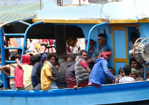 У берегов Туниса затонула лодка с мигрантами, 13 человек погибли