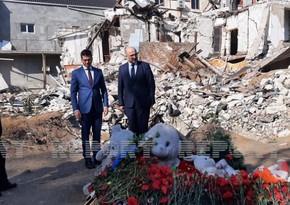 Israeli envoy visits parts of Ganja affected by Armenian rocket attacks