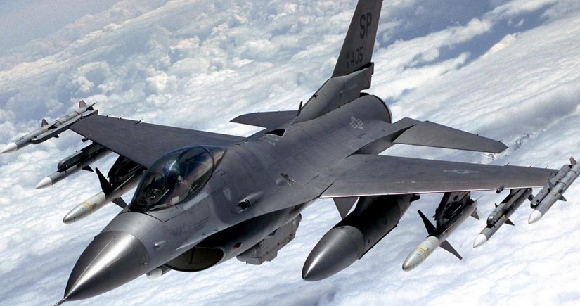 Rumıniya əlavə 4 ədəd “F-16” təyyarəsi əldə edib