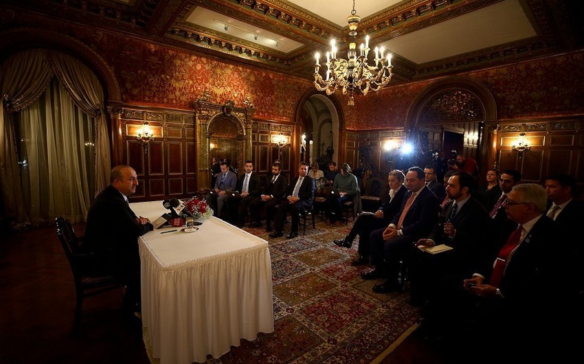 Mevlüt Çavuşoğlu addresses Azerbaijani and Turkish students in US