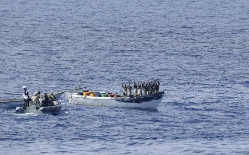 Reuters: Йеменское рыболовецкое судно захватили в Аденском заливе