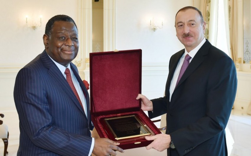 President Ilham Aliyev was presented with the United Nations Population Award