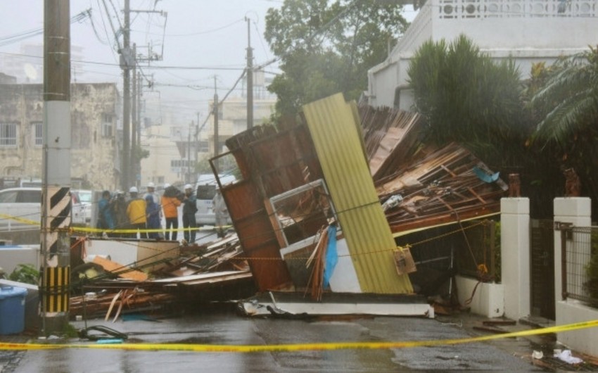 Тайфун Ногури на юге Японии привел к первым жертвам