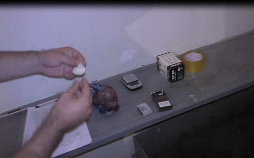 В Гёйчае задержаны наркодилеры, у одного из них обнаружена граната