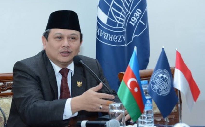 Ambassador of Indonesia to Azerbaijan receives award Friend of media