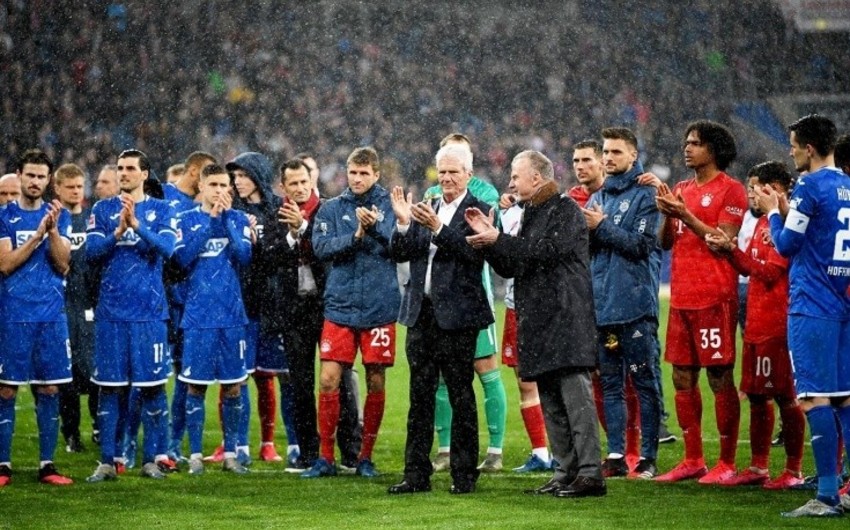 Hoffenhaym və Bavariyanın futbolçuları təhqirə qarşı birləşdi - VİDEO - FOTO