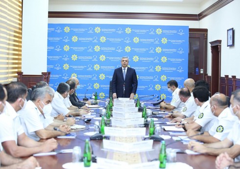 Самир Нуриев представил исполняющего обязанности председателя ГТК коллективу ведомства