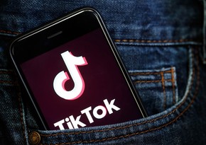 TikTok suspends live streaming and new content in Russia