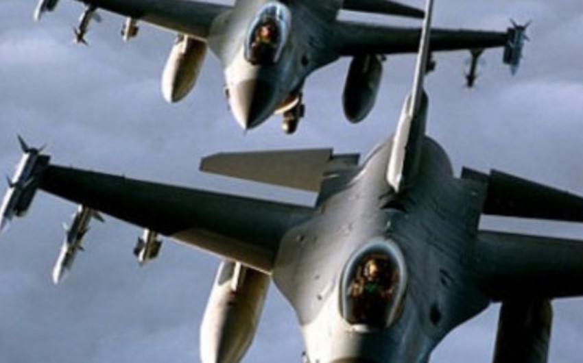 США нанесли первый авиаудар по боевикам ИГ недалеко от  Багдада
