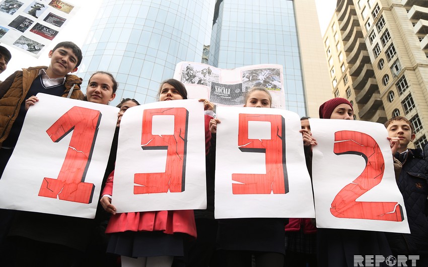 В Баку чтят память жертв Ходжалинского геноцида - ФОТОРЕПОРТАЖ