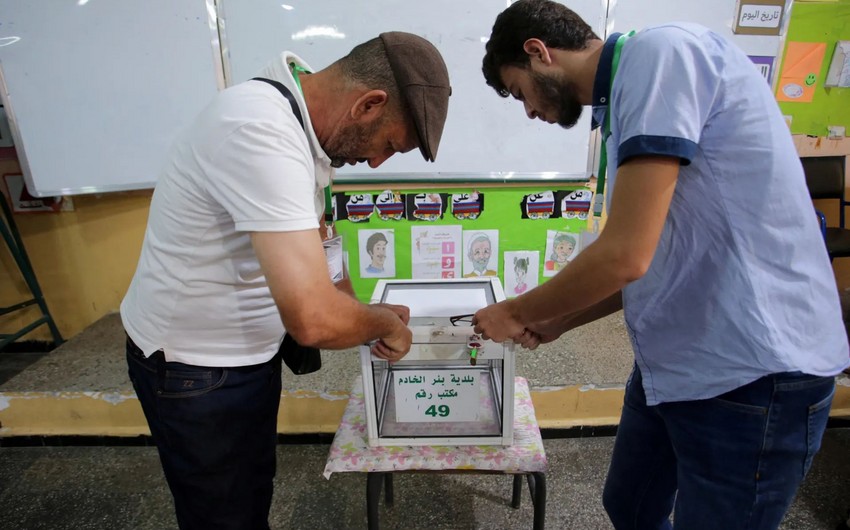 Algeria votes in snap presidential election, three candidates in fray