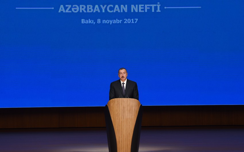 Состоялась торжественная церемония по случаю добычи в Азербайджане 2 млрд тонн нефти, в церемонии принял участие президент Ильхам Алиев - ОБНОВЛЕНО