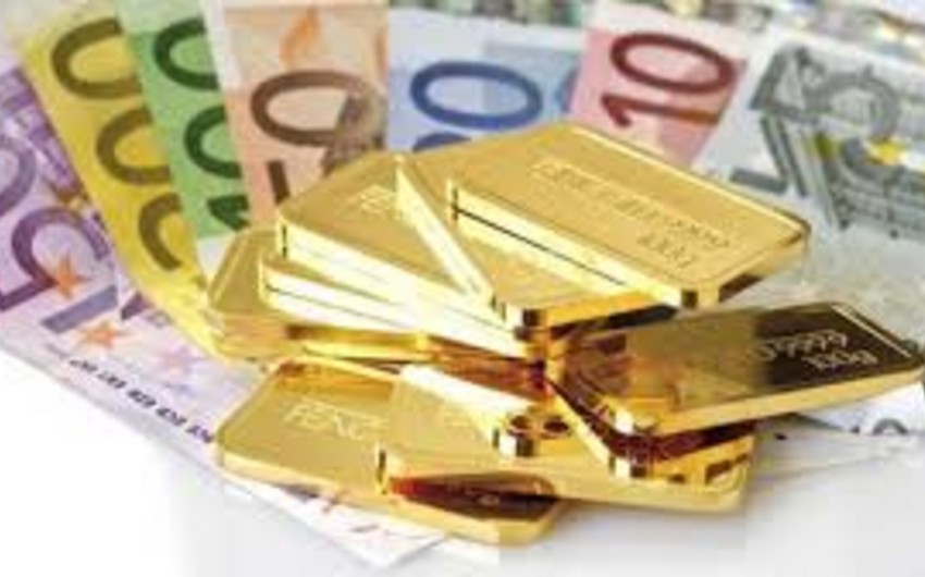 Золото и евро подорожали
