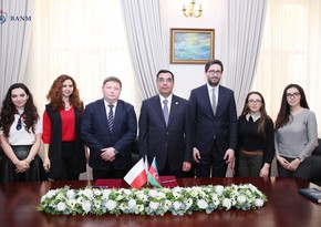 Baku Higher Oil School signs agreement with WSB University