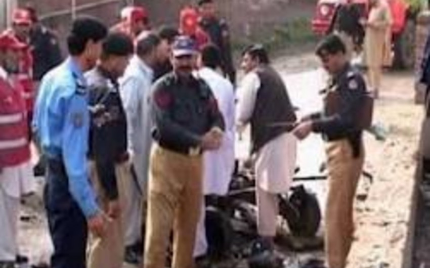 В Пакистане в результате взрыва у мечети погибли шесть человек